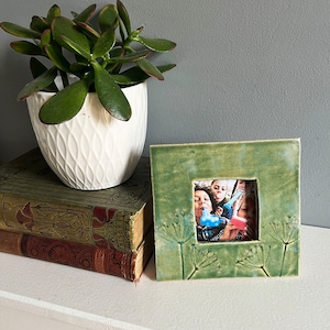 Green Meadow Ceramic Wall Photo Frame