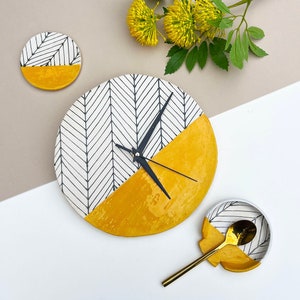 Mustard Herringbone Wall Clock, Kitchen Accessories, Handmade Hand painted Ceramic Clock, Housewarming Gift image 2