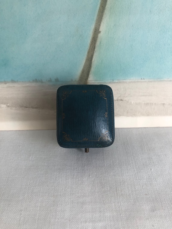 Vintage 1930s Teal Leatherette Ring Box, Oscar Caplan Baltimore (Germany) View 3