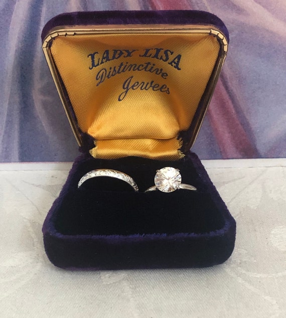 Vintage Velvet Double Engagement Ring Box~Royal Pu