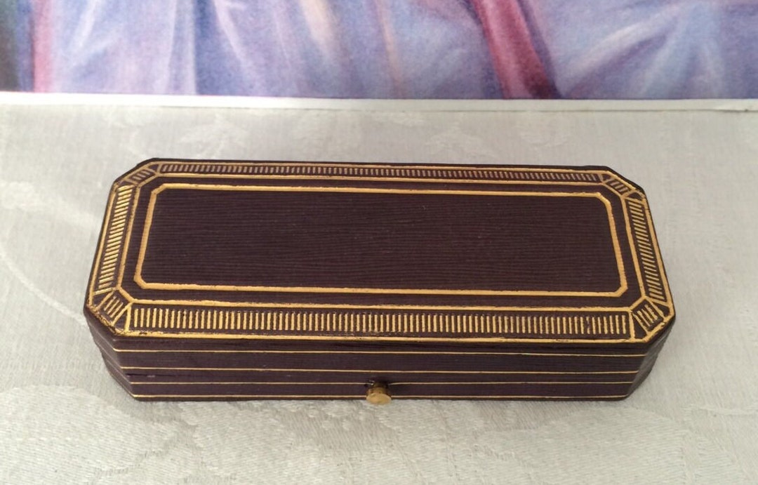 Vintage Tiffany & Co. Leather Stickpin Boxheirloom Ruby Red and Gold