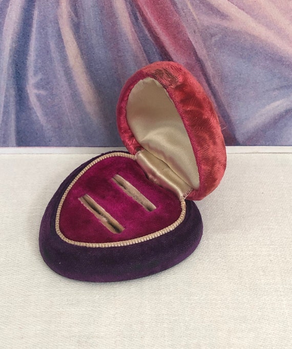 Vintage Velvet Heart Double Ring Box~Vintage 1930… - image 1