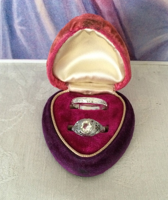 Vintage Velvet Heart Double Ring Box~Vintage 1930… - image 3