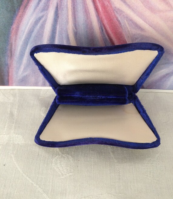 Vintage Velvet Double Ring Box~Royal Blue Engagem… - image 3