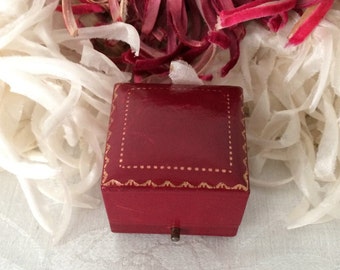 Vintage Tooled Red Leather Ring Box~Push Button Ring Display~Maidenhead England