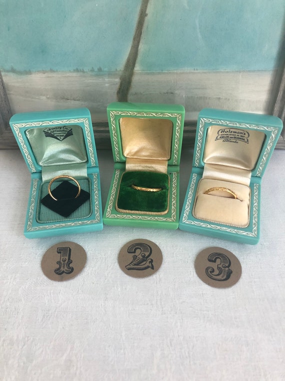 Vintage 1940's Art Deco Domed Bakelite Ring Boxes~