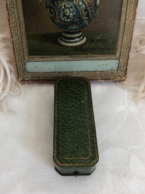 Big Beautiful Shutter Green Antique French Stickpi