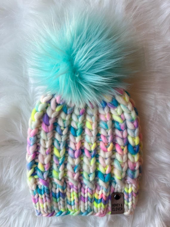 100% Merino Wool Knit Hat | Braided Hearts Beanie - Etsy Ireland display picture 3