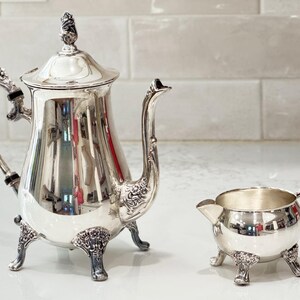 Cafetera y lechera Ranleigh Australia A1 vintage, de dos piezas, chapadas en plata, con base.
