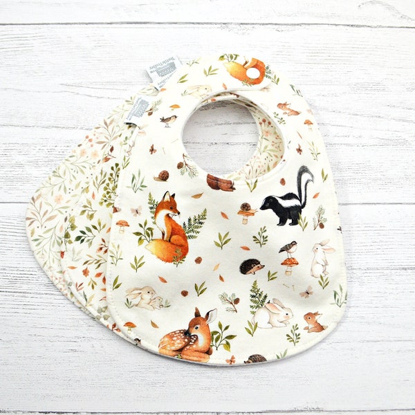 Woodland animals baby bib, baby shower gift, grey bib, gift under 20, newborn baby gift, new parents, drool bib, food bib, deer, skunk, fox