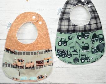 Vehicles Baby Bib, 3 layers, Quilting cotton, flannel and Organic Cotton Fleece Backing, 3-24 Months