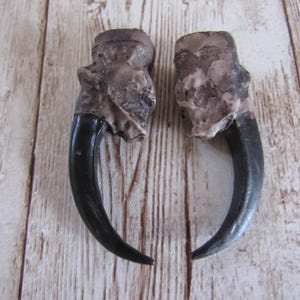 2 Garras de Águila de Resina de 5 cm (2 pulgadas) para Joyería y Manualidades imagen 1
