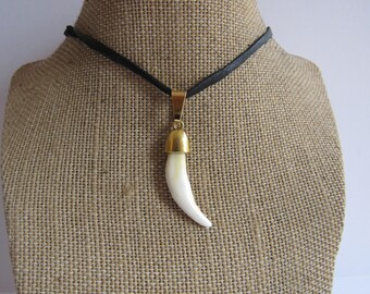Buffalo Tooth Pendant | Bleueprint