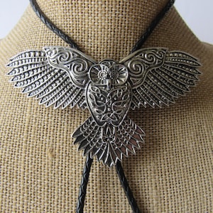 Owl Bolo Tie Necklace Wedding Nordic Witch Necktie Jewelry N5609