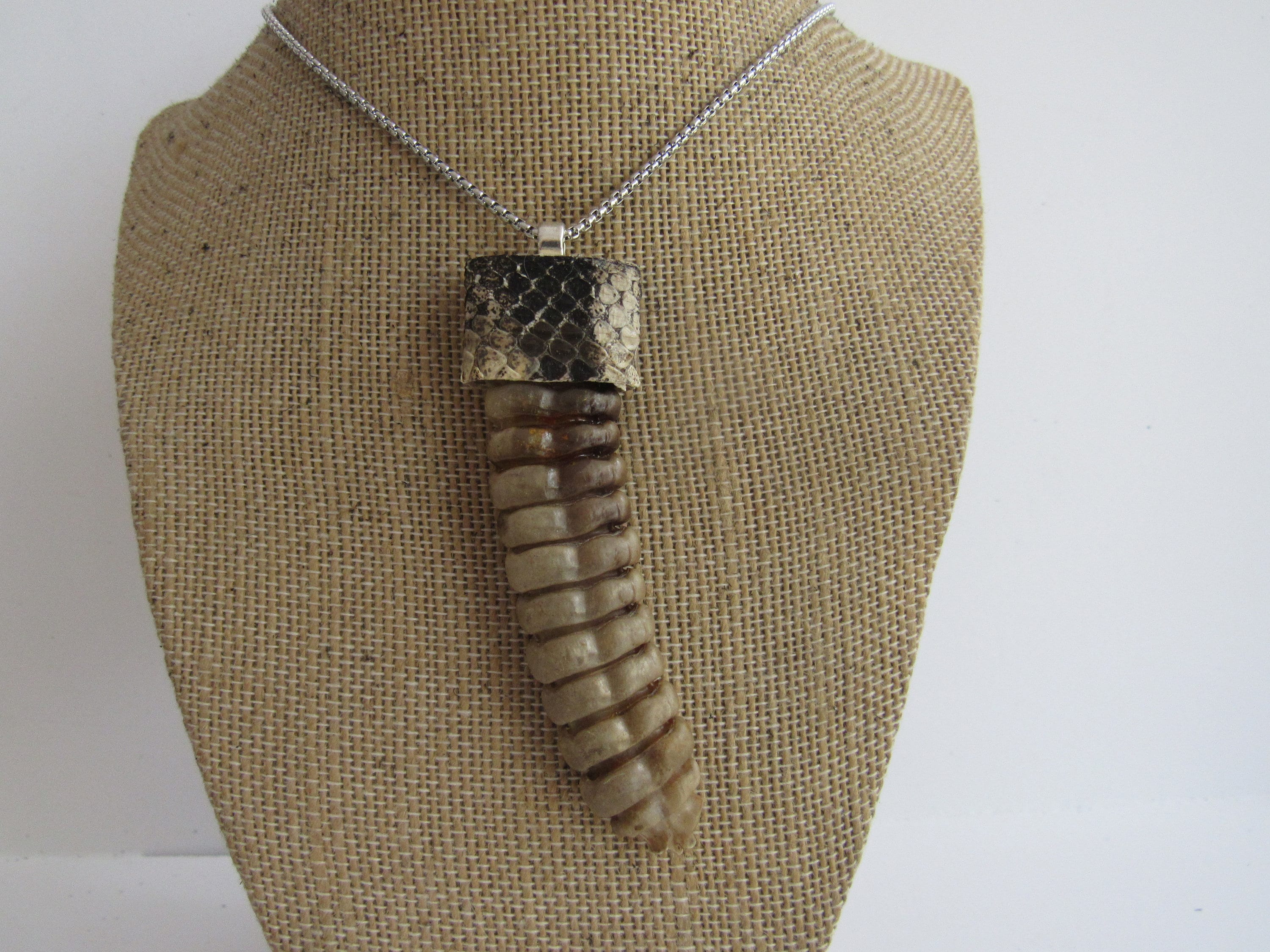 Rattlesnake necklace shop