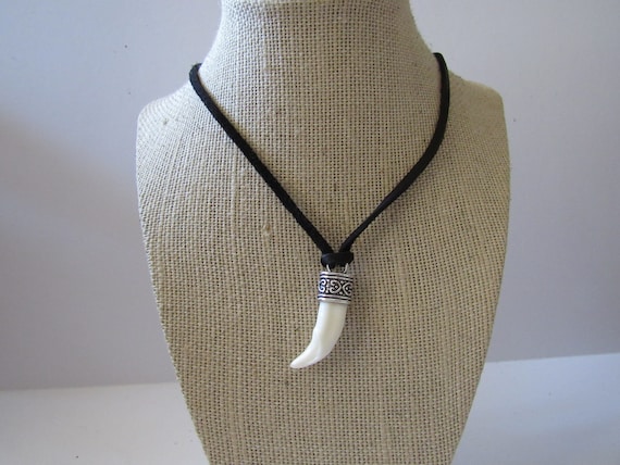 Collar colgante de dientes de coyote Animal Bone Spirit Animal - Etsy España