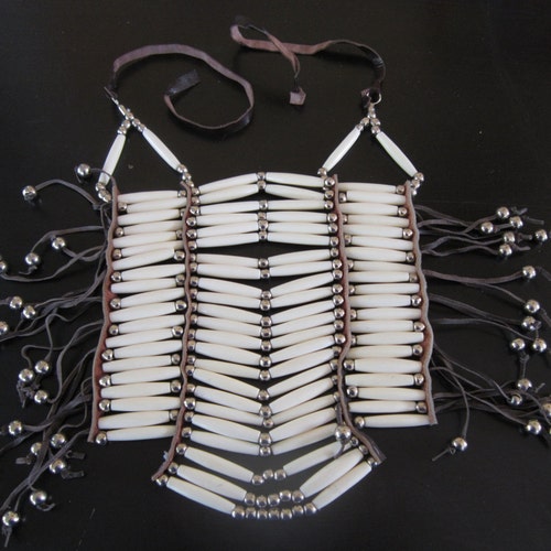 20 Row White Buffalo Bone Breastplate Chest Armour Geronimo Regalia Pow Wow Indian