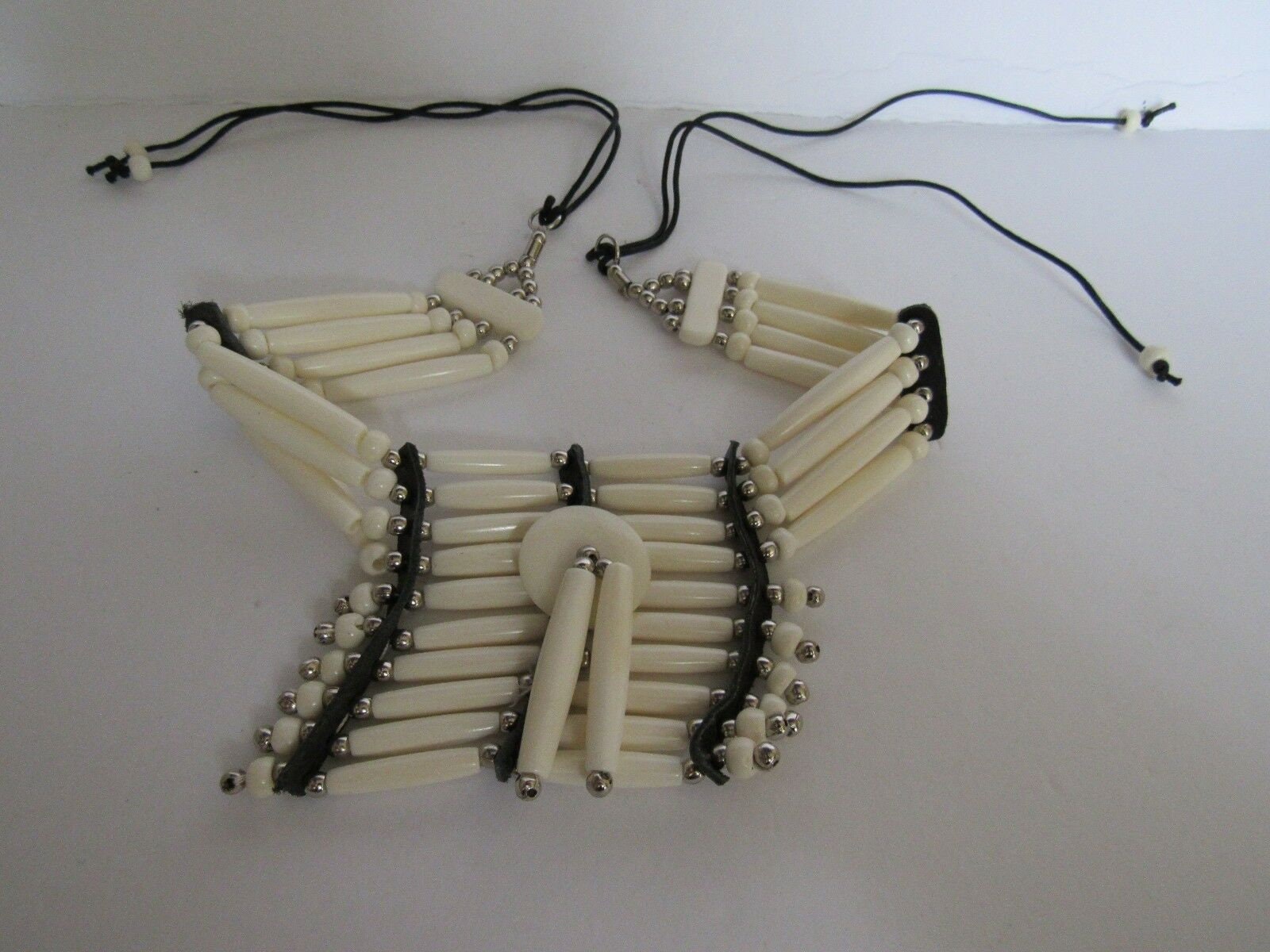 Halskette Choker Brustpanzer Native Bone Hairpipes Breastplate Indianer Necklace 