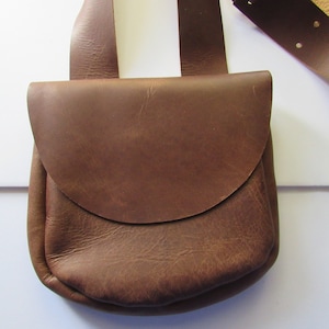 Yellowstone Possibles  Bag Shooters Leather Bag Sling Bag Hunting Bag Rendezvous