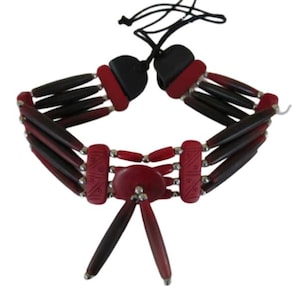 Collier ras de cou en os de buffle