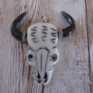 Carved Bone Buffalo Skull Pendant Tribal Craft Jewelry 1122 image 2