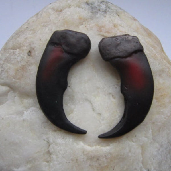 2 Grizzly Bear Claws 2" Synthetic Resin Replica Jewelry Making Tribal Craft Leather Crafting CL2