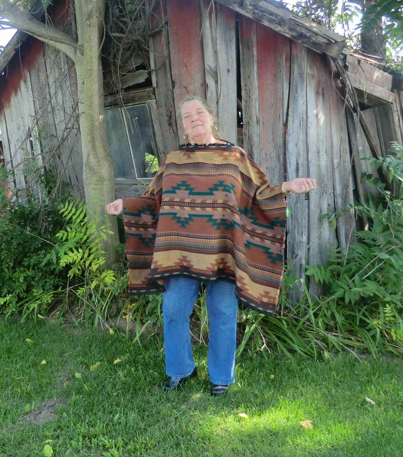 Traditional Woven Fabric Poncho in Native American Pattern ReversibleTans Brown Mauve Emerald Green image 2