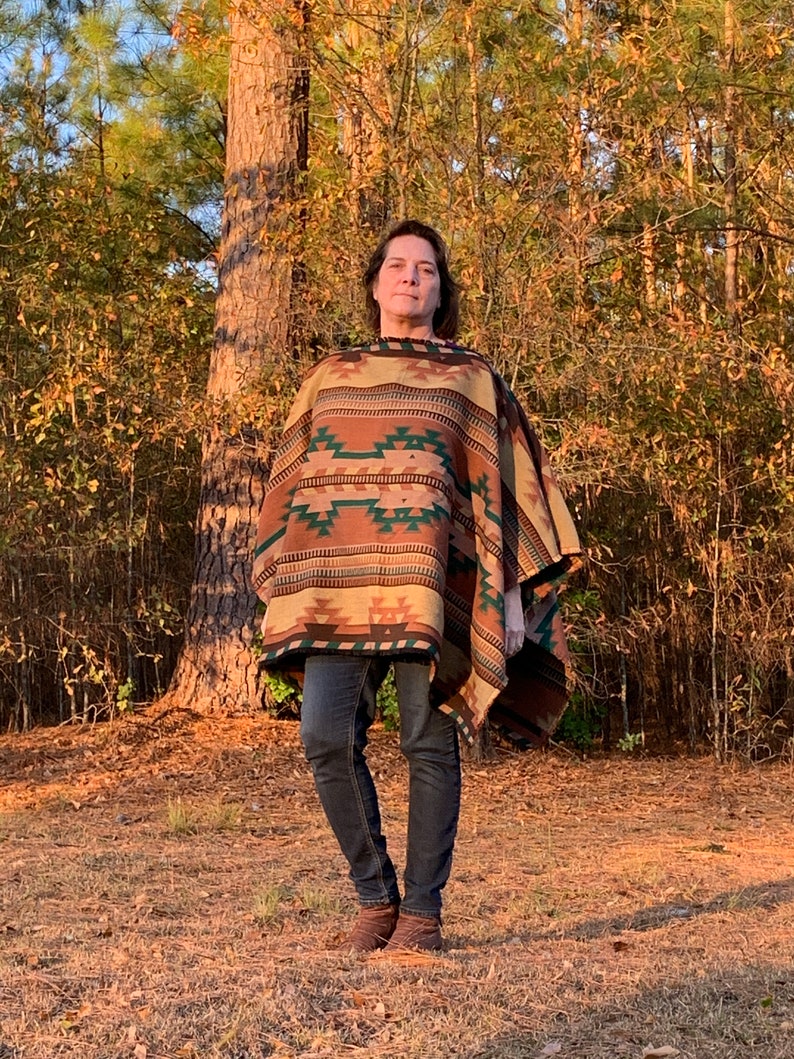 Traditional Woven Fabric Poncho in Native American Pattern ReversibleTans Brown Mauve Emerald Green image 10
