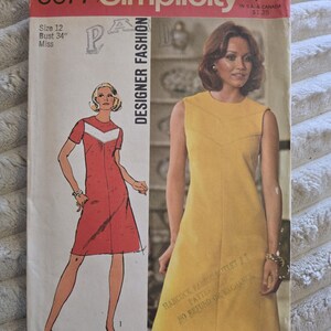 Simplicity sewing pattern 5677 1970's