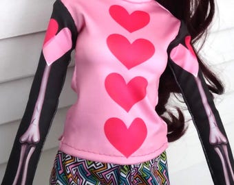 1/3 Scale Smartdoll Sized Graphic Turtleneck T Shirt - Pink and Black Hearts and Bones Print - Smart doll Sized clothes