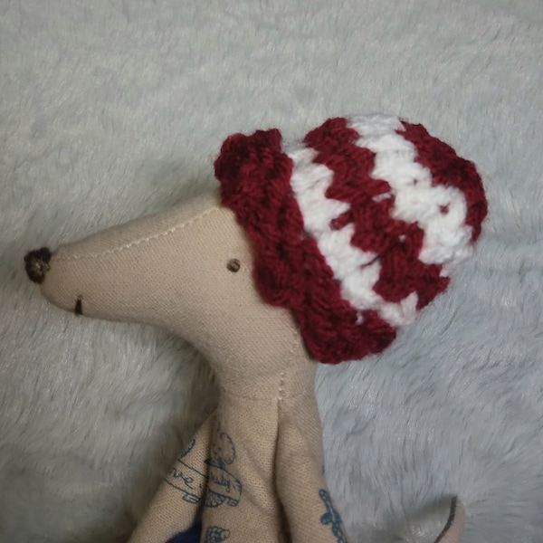 Red and White Candy Stripe Hat - Loom Knit Beanie - Fits Most 5"-6" Micro Mom Dad Big Brother Sister Mice & Similar - Handmade Doll Clothes