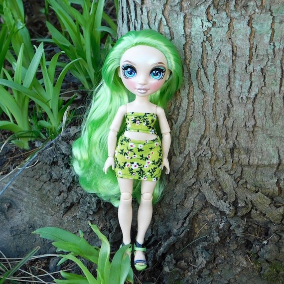 Spring Green Floral Two Piece Outfit Designed to Fit Rainbow and Blythe Dolls - Knit & Crochet Doll Clothes - Cute Doll Dress