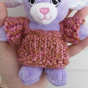 Se adapta a la mayoría de osos, ranas y otros animales de peluche de 4&quot; a 5&quot; - Suéter de osito de peluche extra pequeño - Suéter tejido a telar