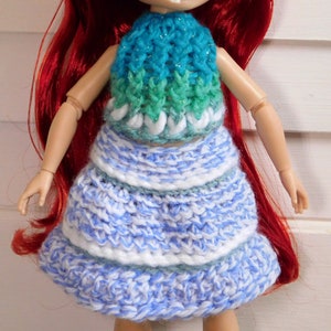 Snuggly Doll Cool Blue Knit Outfit - OOAK Loom knit & Crochet Skirt and Top - Handmade doll outfit Fits OMG Rainbow Big Head Fashion Dolls