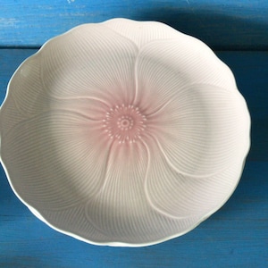Dishes, vintage plates Mikasa set ,  peach Hibiscus .