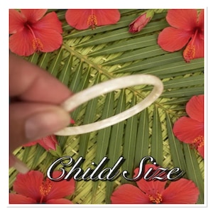 TS THIN Baby Child Size pearly White acrylic faux tortoise shell design polynesian bangle cuff Samoa Hawaii bracelet Size 6