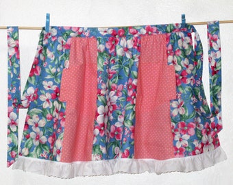 Dogwood Blossoms Half Apron with two pockets