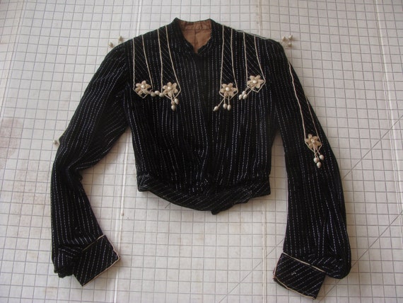 1900s Victorian Clothing Lot: Velvet shirtwaist, c
