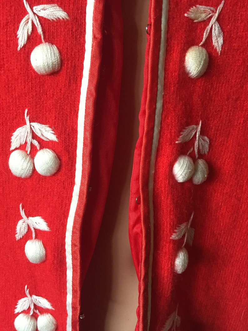 1960s Vintage Fruit-Embroidered Cashmere Wool Blend Cardigan Sweater