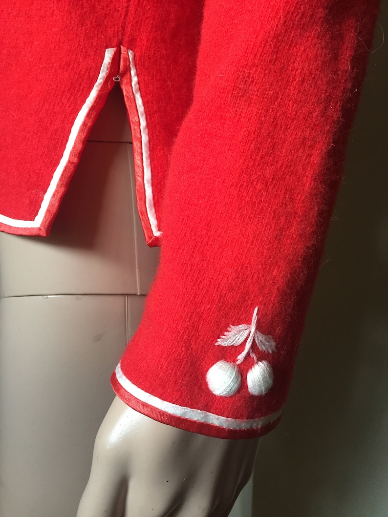 1960s Vintage Fruit-Embroidered Cashmere Wool Blend Cardigan Sweater