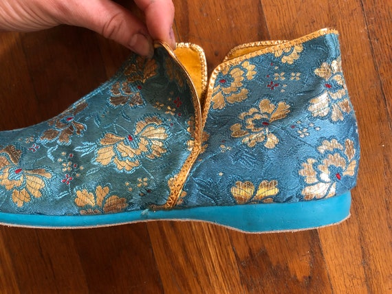 Vtg Brocade Chinese-Style Slip-On Booties - 1970s… - image 3