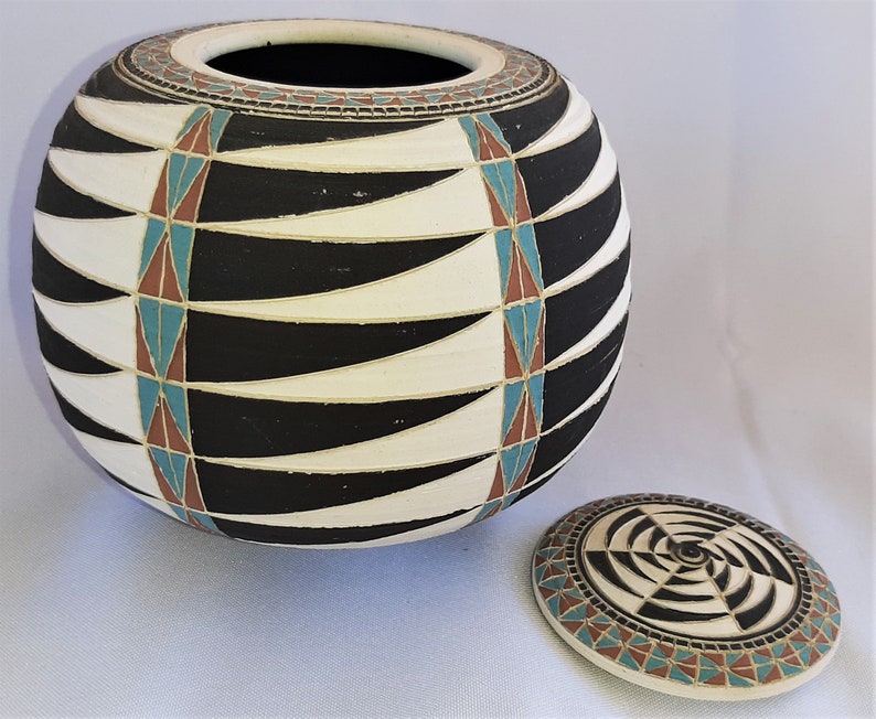 Madeline Landing Pots and Robert Massaro beautiful Etsy