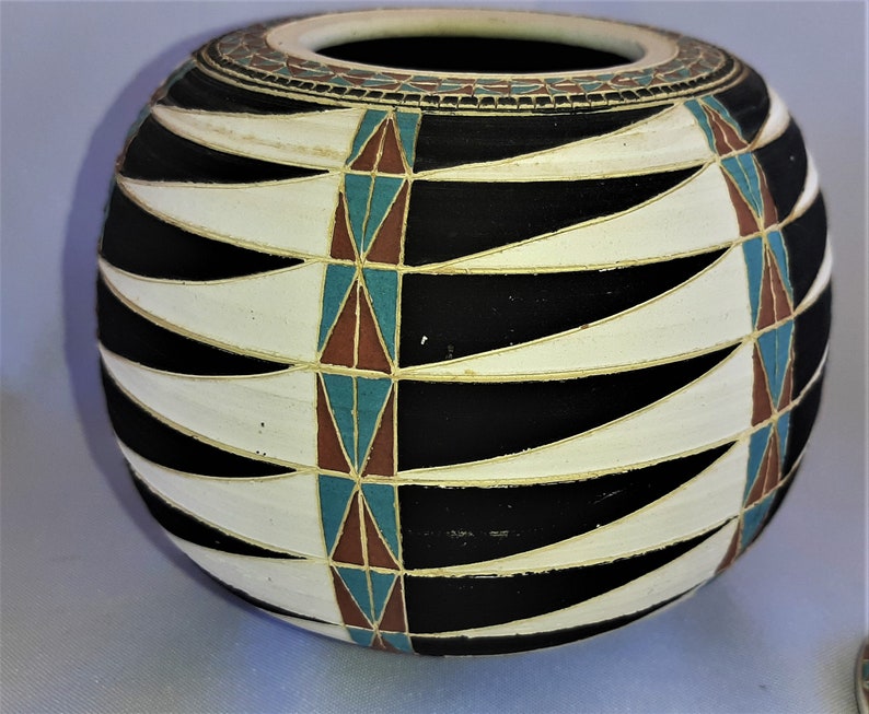 Madeline Landing Pots and Robert Massaro beautiful Etsy