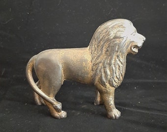 A.C. Williams, Lion, Cast Iron Penny (Still) Bank