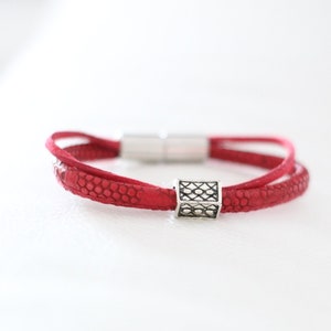 PERSONALIZED MENS BRACELET, gift for men, custom eco leather bracelet, handmade in Italy bracelet with magnetic clasp, gift idea