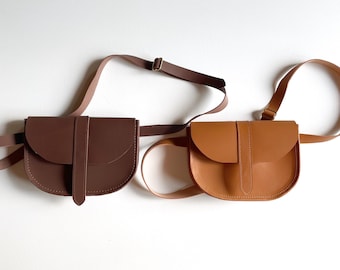 Small leather Sling Bag, Fanny Pack, Bum Bag