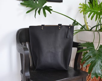 Tote bag, Leather Tote Bag, Minimalist bag, Market Tote, Large Tote, classic leather tote, Simple leather tote.