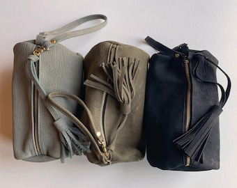Travel Companion Dopp Barrel Bag