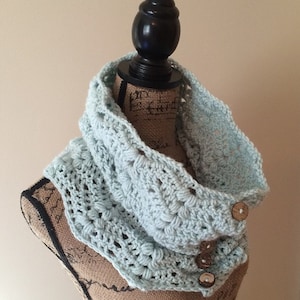 Crochet Pattern for the Wheat Berry Button-up Cowl, PDF Instant Download, Permission to Sell Finished Items.