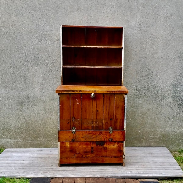 Vintage Prohibition Era Speakeasy Hidden Cooler Step Back Bar Counter
